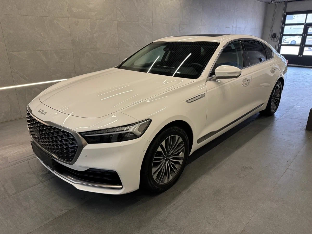 KIA K9 с автосалона по цене от 2 501 000 рублей